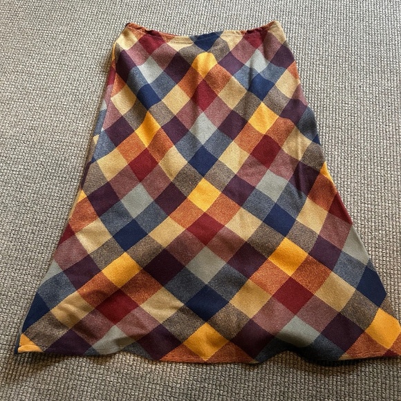 Forever 21 plaid diamond midi skirt - Picture 1 of 2